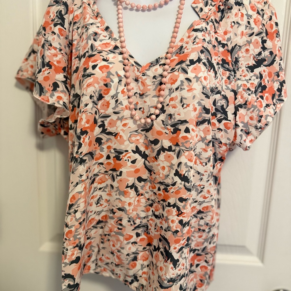 Women’s Floral V-Neck Blouse with Ruffle Sleeves